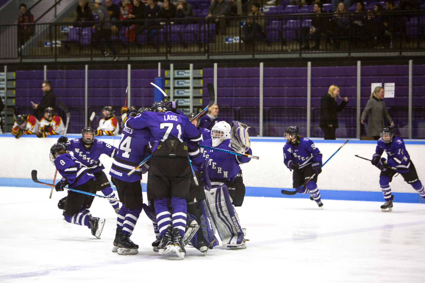 Women's Hockey vs Guelph (Photo 2, Celebration)